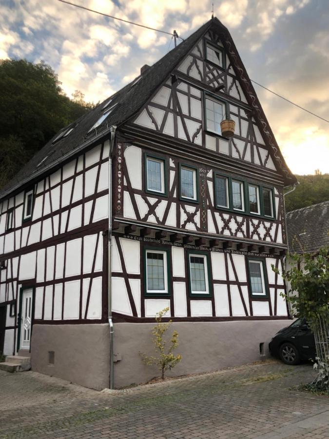 Schoene Ferienwohnung Altes Gebaelk Fachwerkhaus 巴哈拉赫 外观 照片
